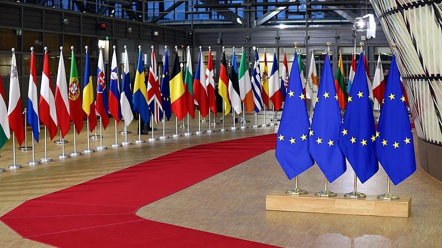 AB liderleri Brüksel’de Olağanüstü Liderler Zirvesi’nde toplanıyor