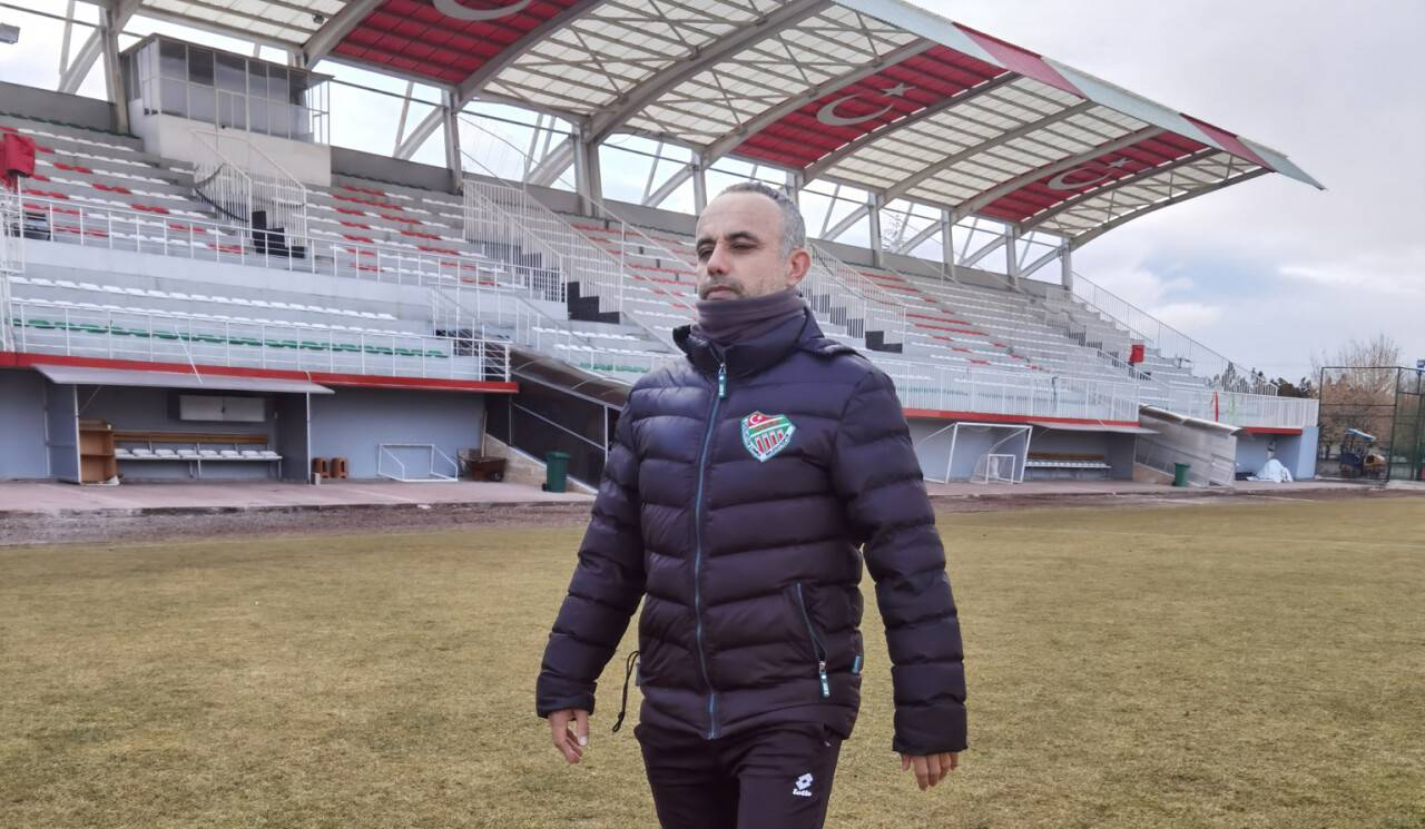 Ç. Çumra Belediyespor, Abdülkerim Demir'le devam etmeyecek