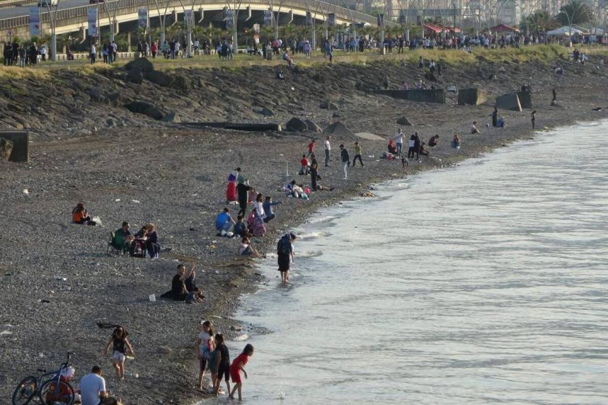 40 yıl önceki kumsal halini alınca akın ettiler