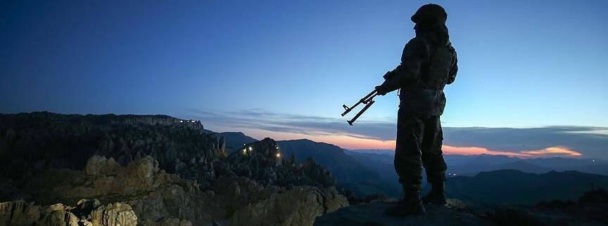 İçişleri Bakanı Soylu: Gri kategorideki örgüt mensubu teslim oldu