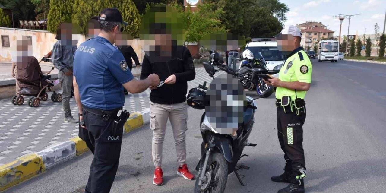 Nevşehir’de 22 noktada trafik uygulaması yapıldı