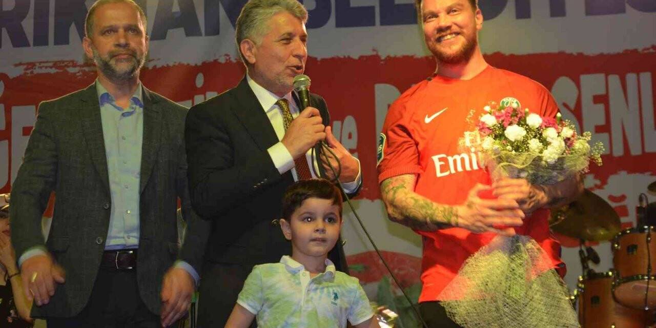 Kırıkhan’da Sinan Akçıl coşkusu