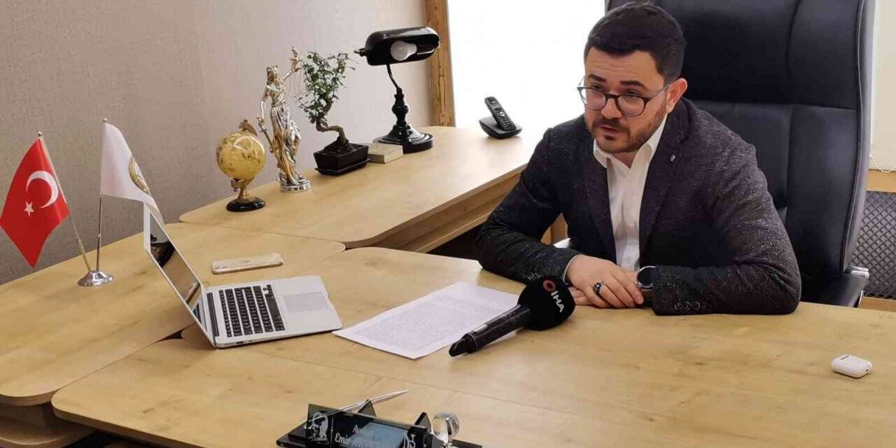 Av. Emir Akpınar: "Sosyal Medya Yasası ’Dezenformasyon’ Yasasıdır"