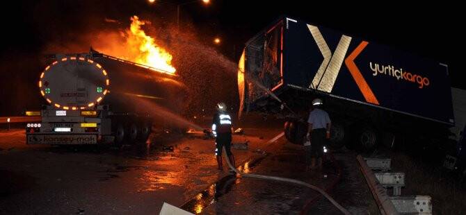 Tanker İle Kamyon Çarpıştı: 1 Ölü, 2 Yaralı
