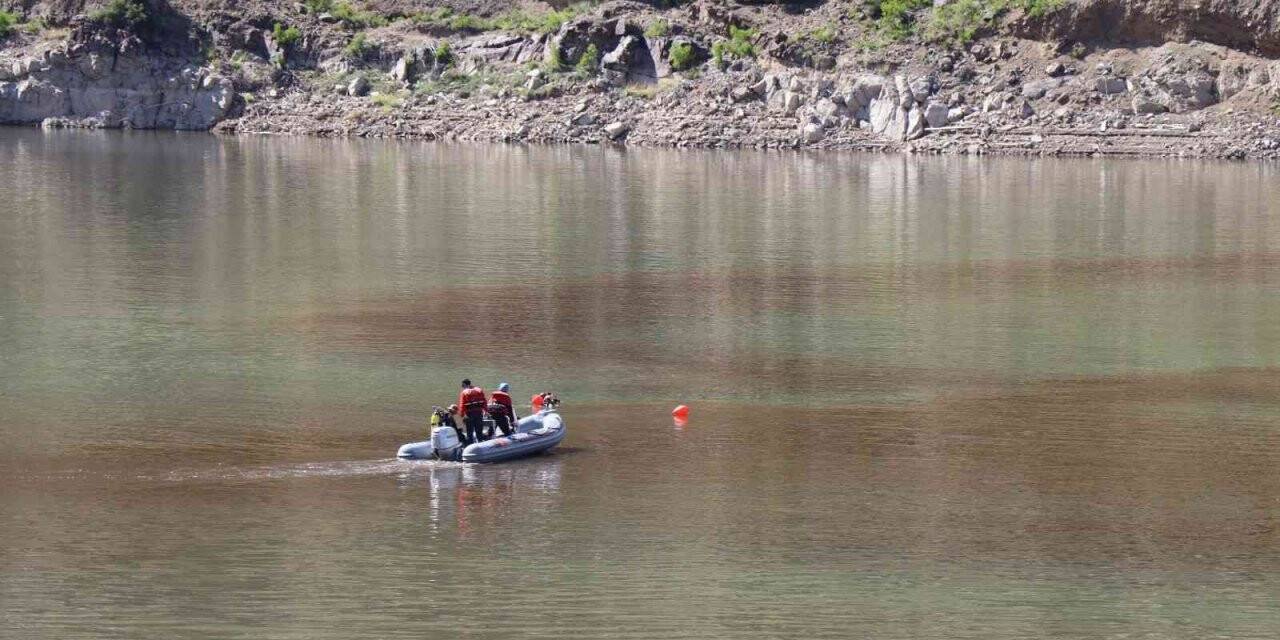 Ankara JAK aramalarını sonlandırırken Erzurum JAK aramaya devam ediyor