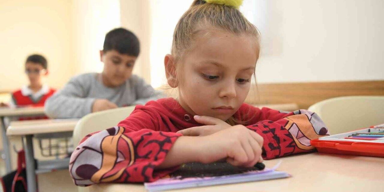 Çayırova’da yaz okulları kayıtları başladı