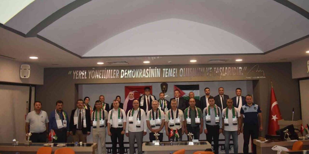 Havran, Filistin’in Salfeet Belediyesi ile kardeş şehir oldu