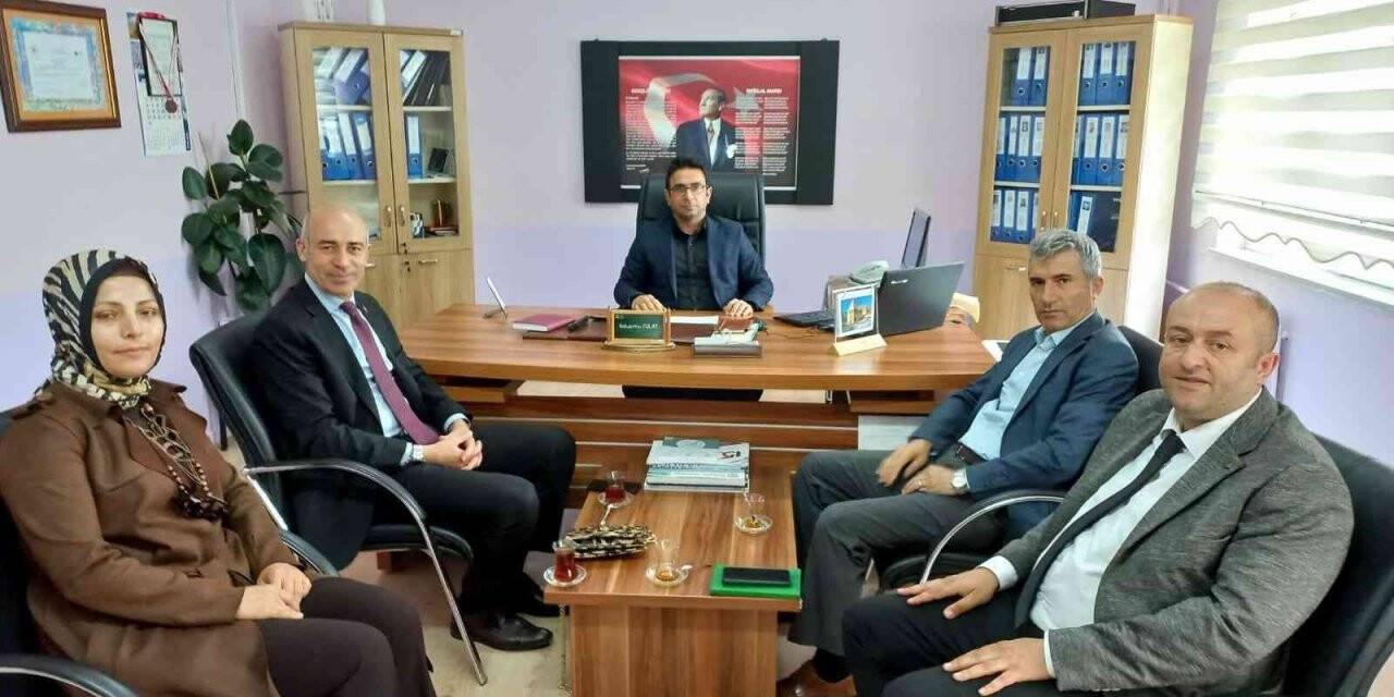 Yılmaz, “Huzurun olduğu yerde başarı vardır”