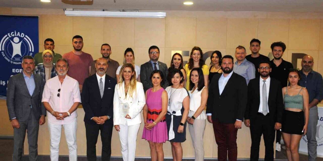 Rusya-Ukrayna savaşı masaya yatırıldı