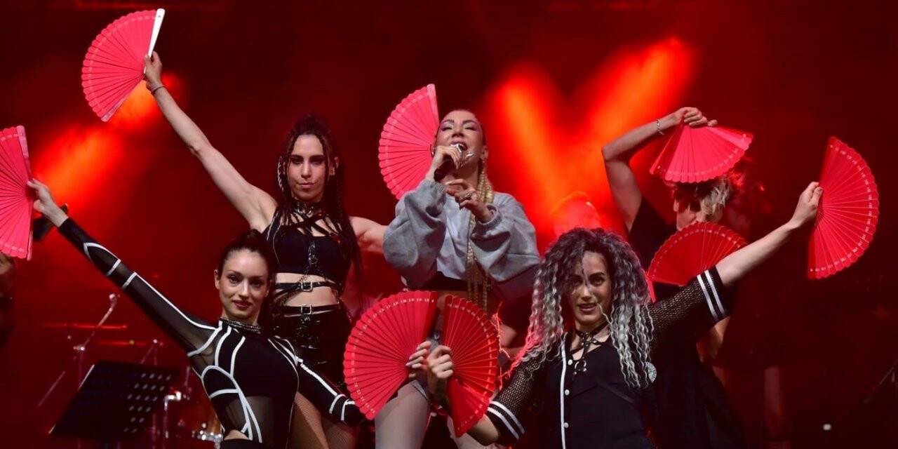 DEÜ Bahar Şenlikleri, büyük coşkuya sahne oldu