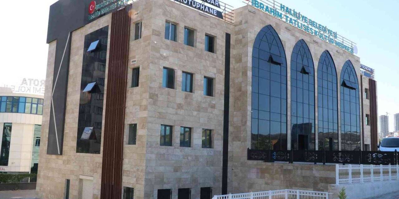 İbrahim Tatlıses Kültür Merkezinde sona doğru