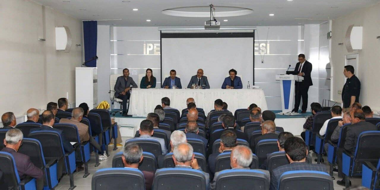 İpekyolu’nda ‘Mahalle Muhtarlarıyla Koordinasyon Toplantısı’ yapıldı