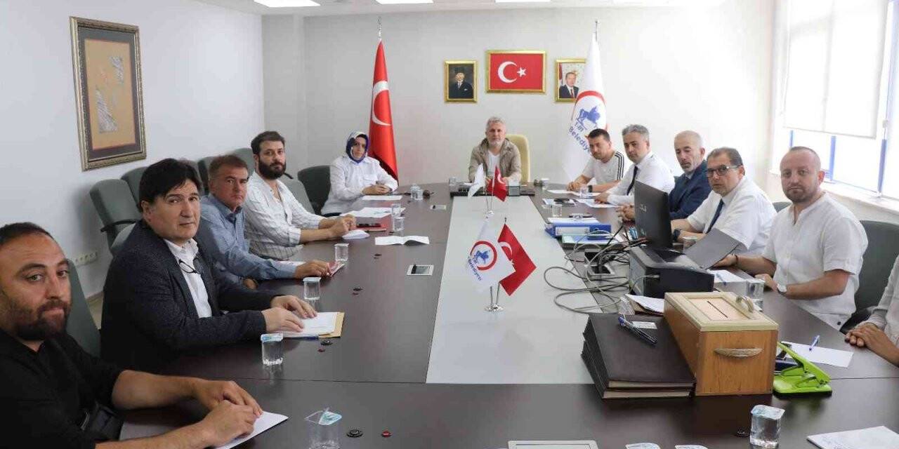 Ekonomik ömrünü tamamlayan otobüsler satıldı