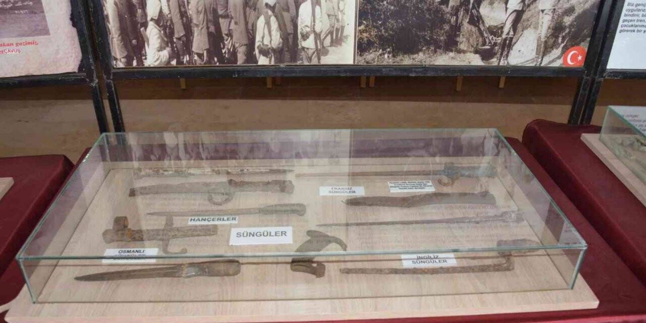 Çanakkale gezici müzesi Gediz’de