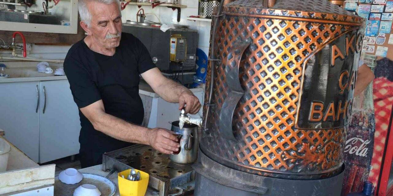 Odun ateşinde çay dönemi