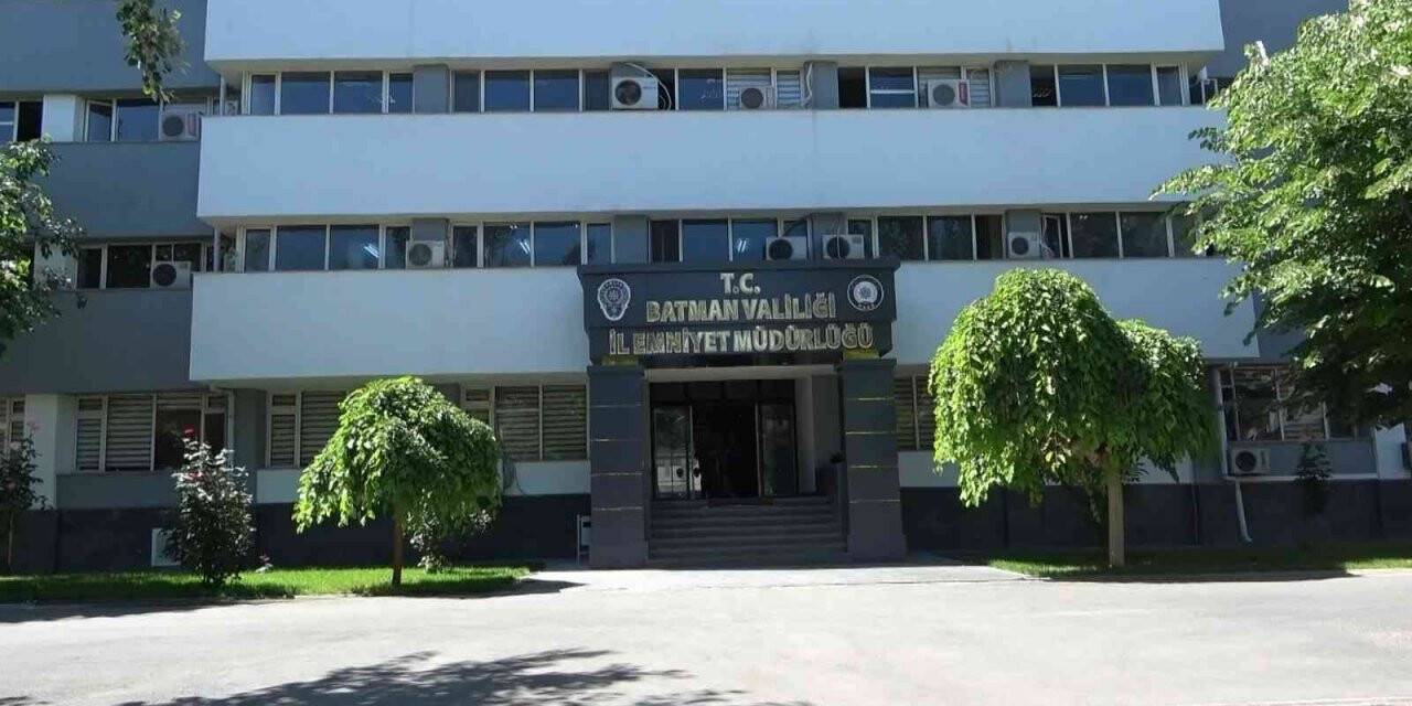 Batman’da telefonlara sızarak kişilerin bilgilerini ele geçiren 6 kişi operasyonla yakalandı