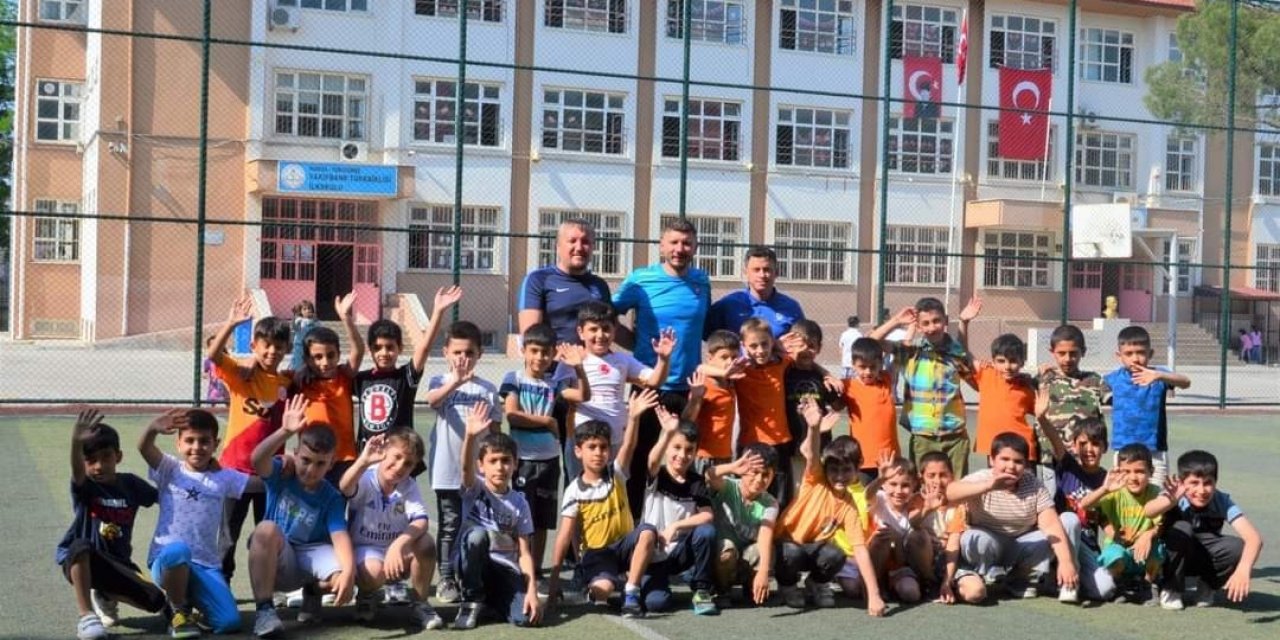 Yunusemre’de futbol yetenek taramaları devam ediyor