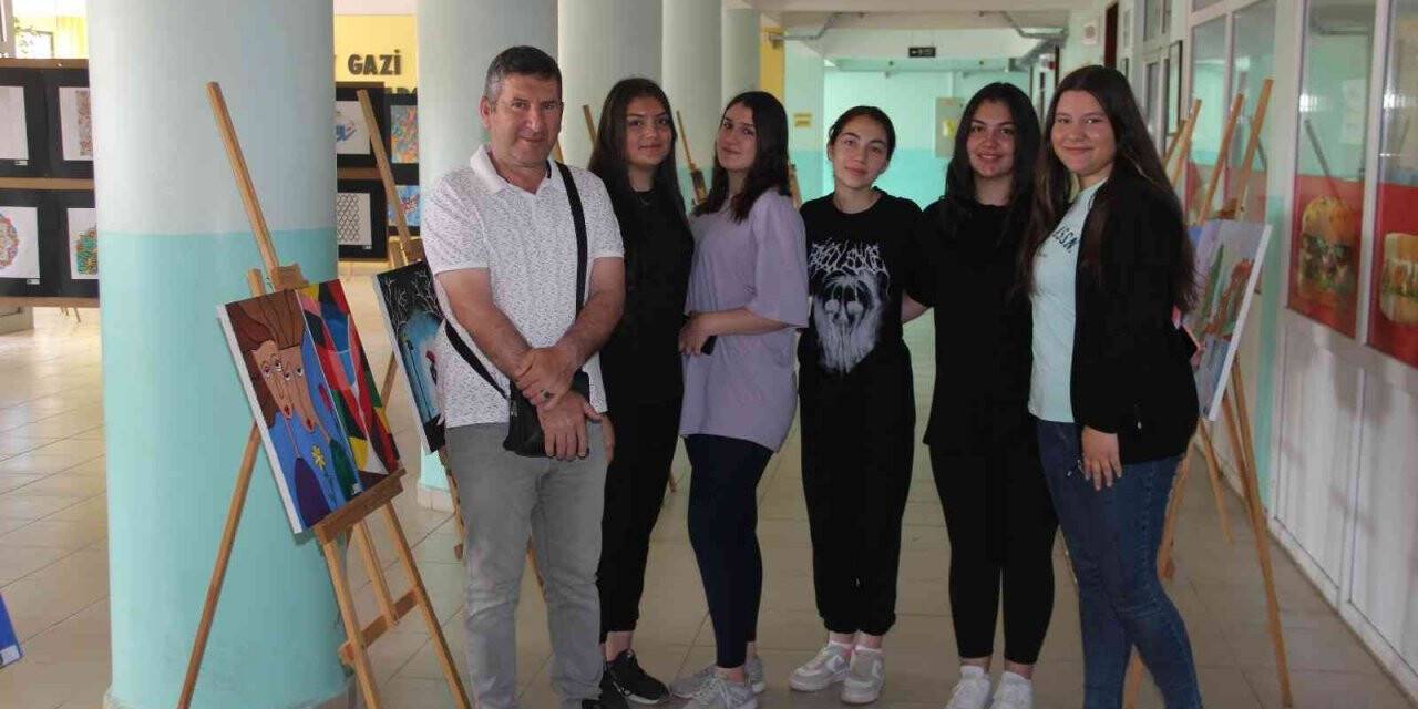 Tekirdağlı öğrencilerden yıl sonu resim sergisi