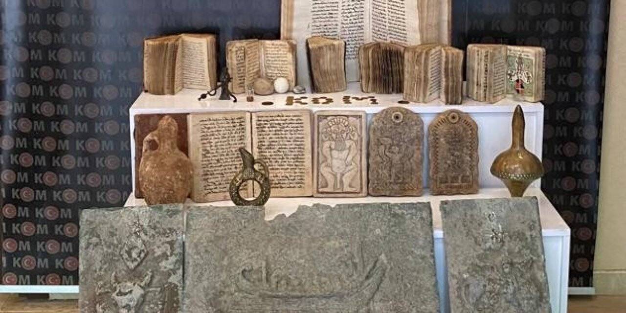 Yurt dışına kaçıracaklardı