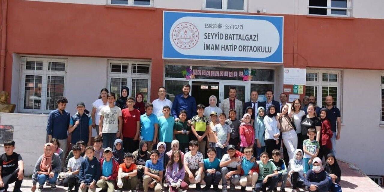 Seyitgazili İmam Hatipli öğrencilerinden Bilim Şenliği