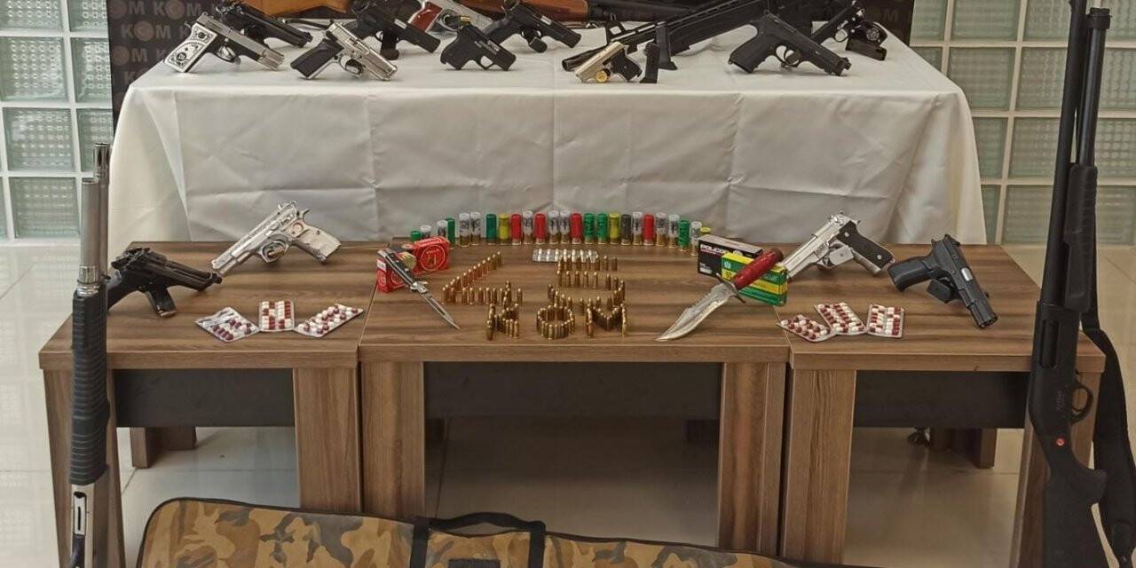 Manisa merkezli 3 ilde silah tacirlerine operasyon: 27 gözaltı