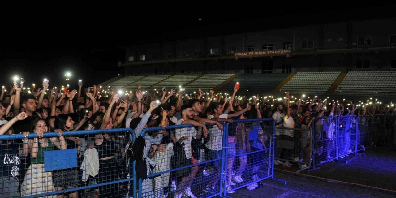 Aydın’da 26. ADÜFEST konserleri coşkuyla başladı