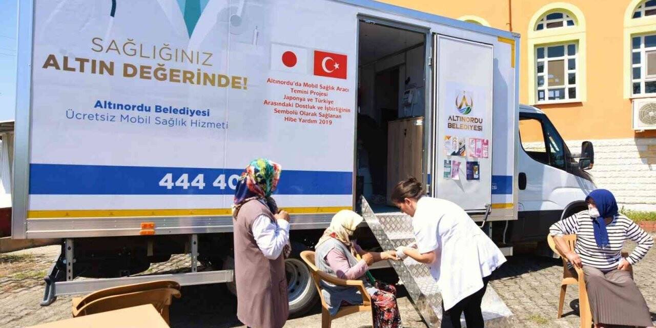 Mobil sağlık tarama aracı ile kırsal mahallelerdeki vatandaşlar bilinçlendiriliyor
