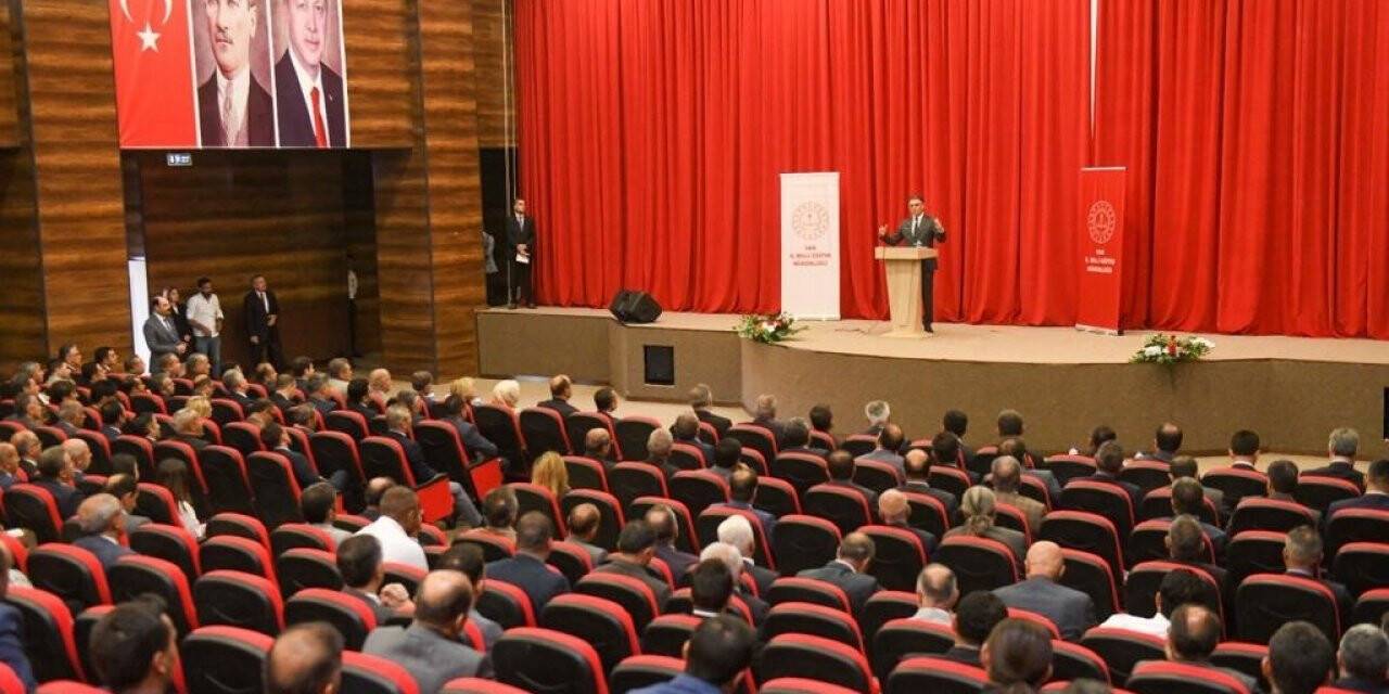 Vali Balcı eğitim camiasıyla bir araya geldi