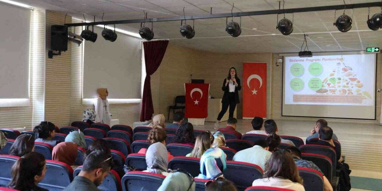 Van Büyükşehir Belediyesinin ‘Diyabet’ konulu seminerleri devam ediyor