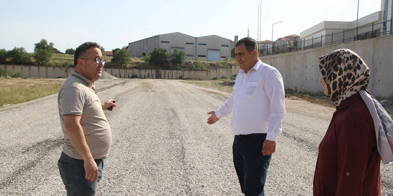 Kula’nın yeni hastane çevresindeki asfaltlama çalışmaları sona erdi