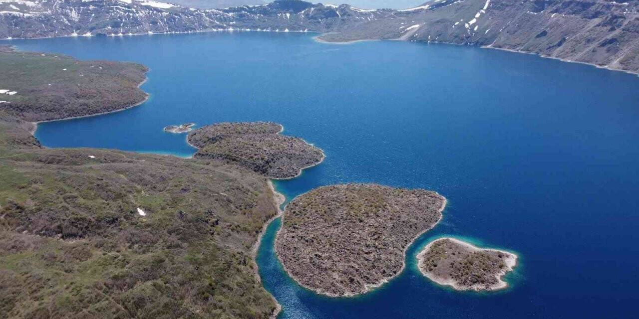 Nemrut Kalderasına ziyaretçi akını