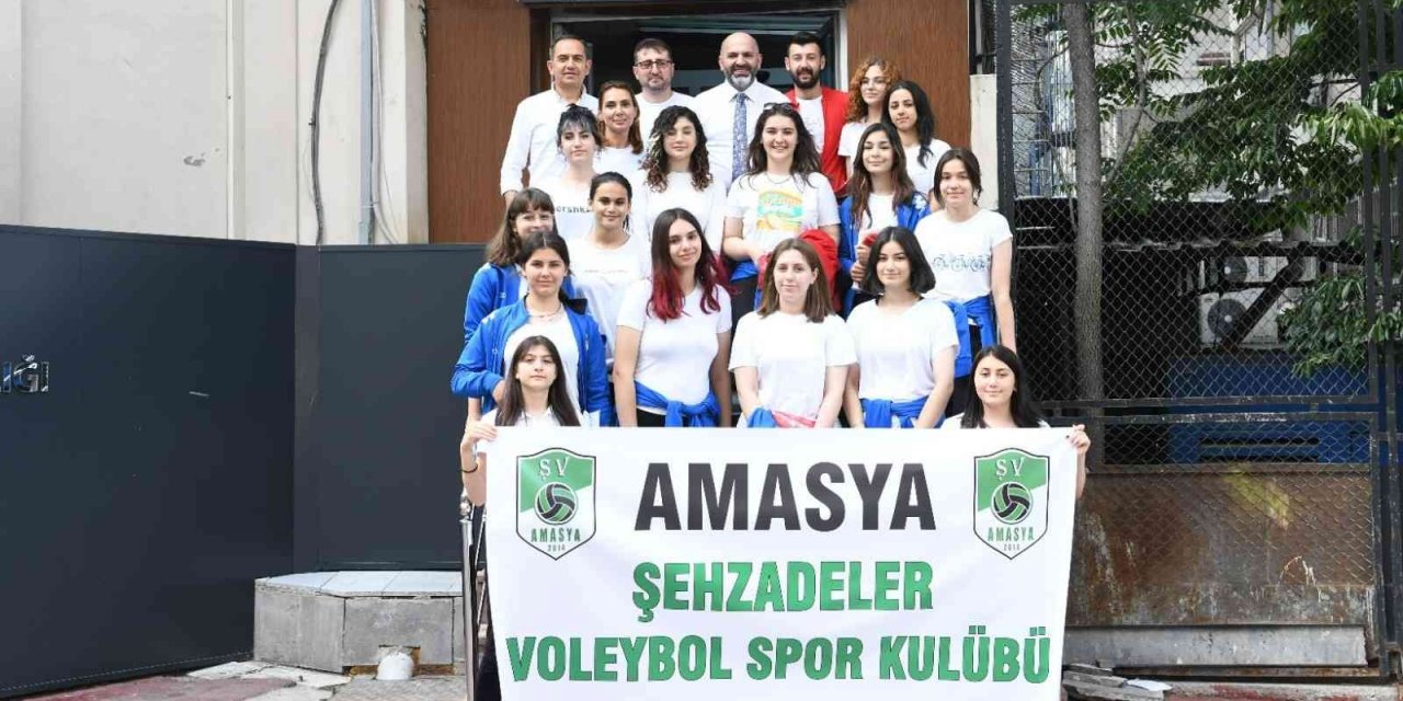 Başkan Davulcu, Amasyalı voleybolculara verdiği sözü tuttu