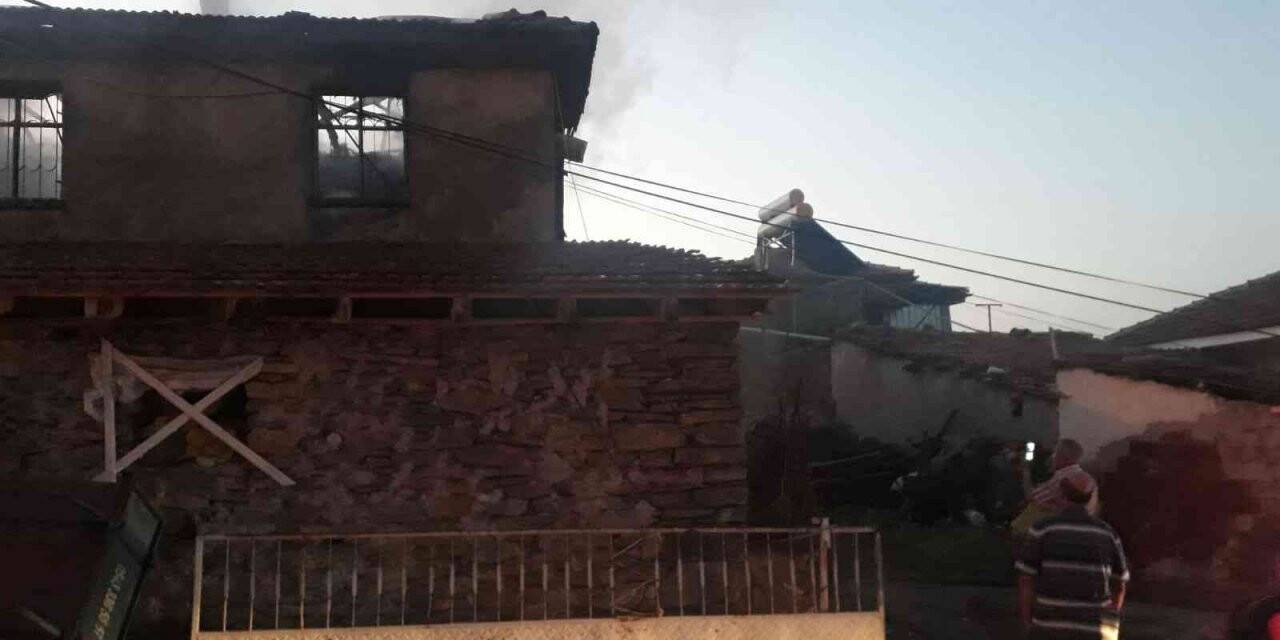 Eşi ve çocukları uyurken evini yakan baba öldü, ailesi ağır yaralı
