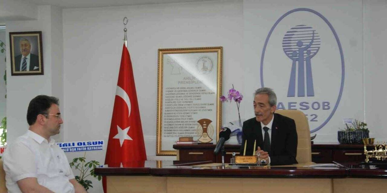 Başkan Küçükkurt: “Esnaf ve gazeteciler iş birliği içinde çalışmalı”