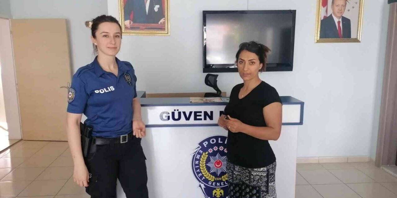 Cüzdanı kaybettiğine 1 gün sonra farkına varıp, kavuşunca büyük sevinç yaşadı