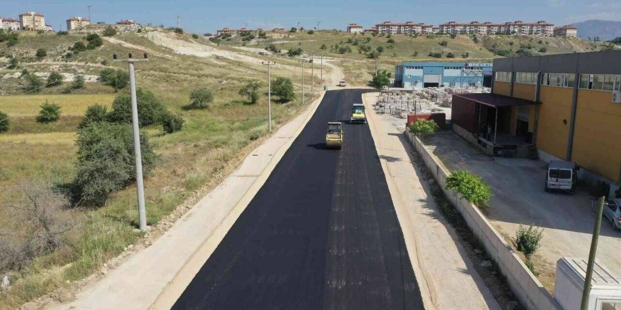 Merkezefendi’de yol çalışmaları aralıksız devam ediyor