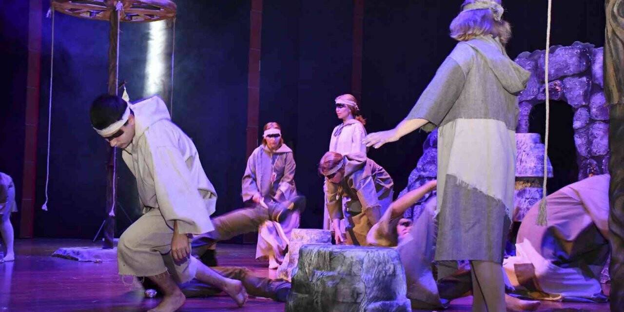 Gagauz Milli Tiyatrosu Mersin’de