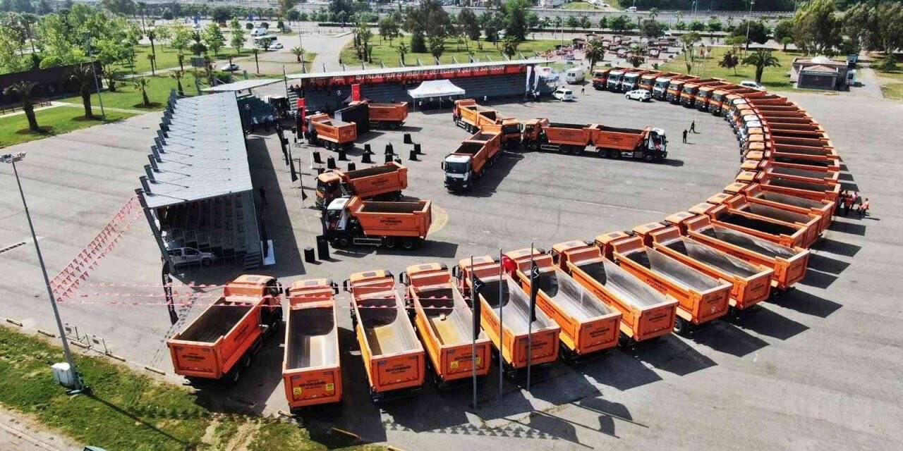 Samsun Büyükşehir Belediyesi araç filosuna 45 yeni kamyon