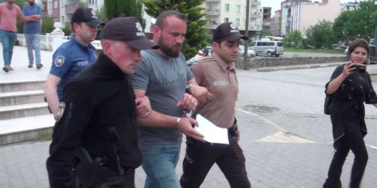 İş makinesi ile kovaladığı otomobili ters çeviren operatör tutuklandı