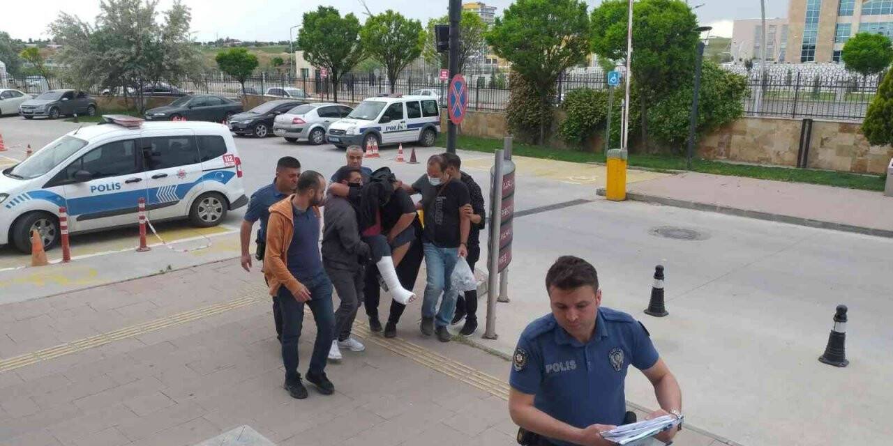 Çarptığı 2 öğrencinin ölümüne sebep olan alkollü sürücü tutuklandı