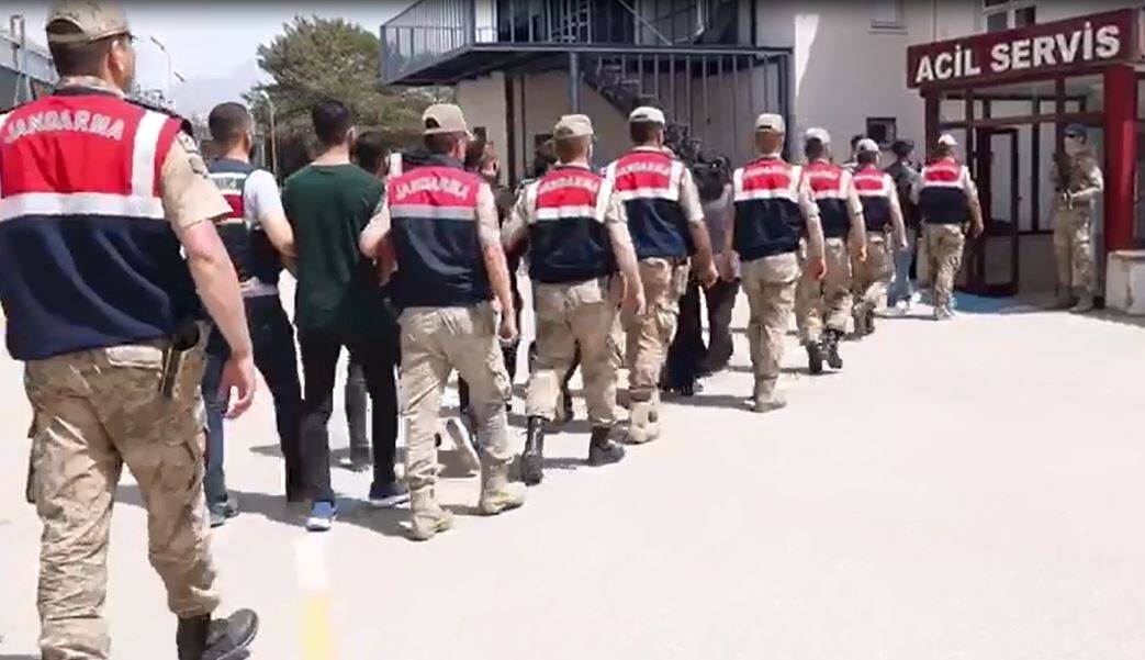 Terör örgütü mensuplarına finansal destek sağlayanlara operasyon: 11 gözaltı