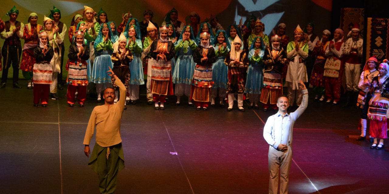 Muğla’da Anadolu’nun Renkli dans etkinliği