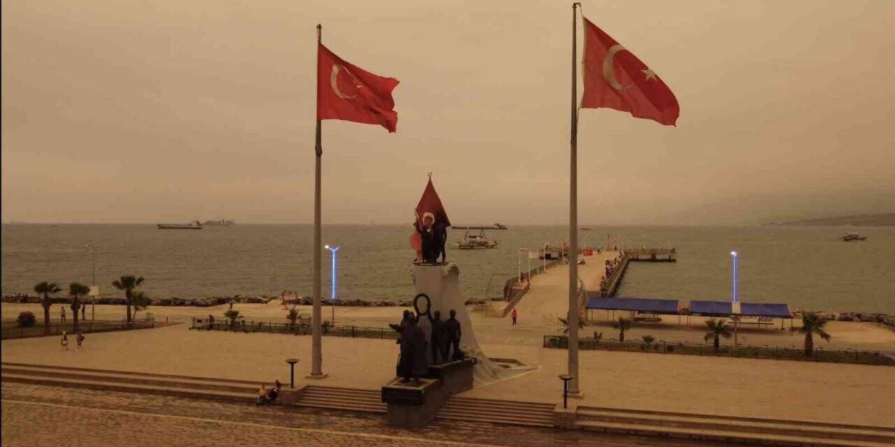 İskenderun’da toz bulutu etkili oluyor