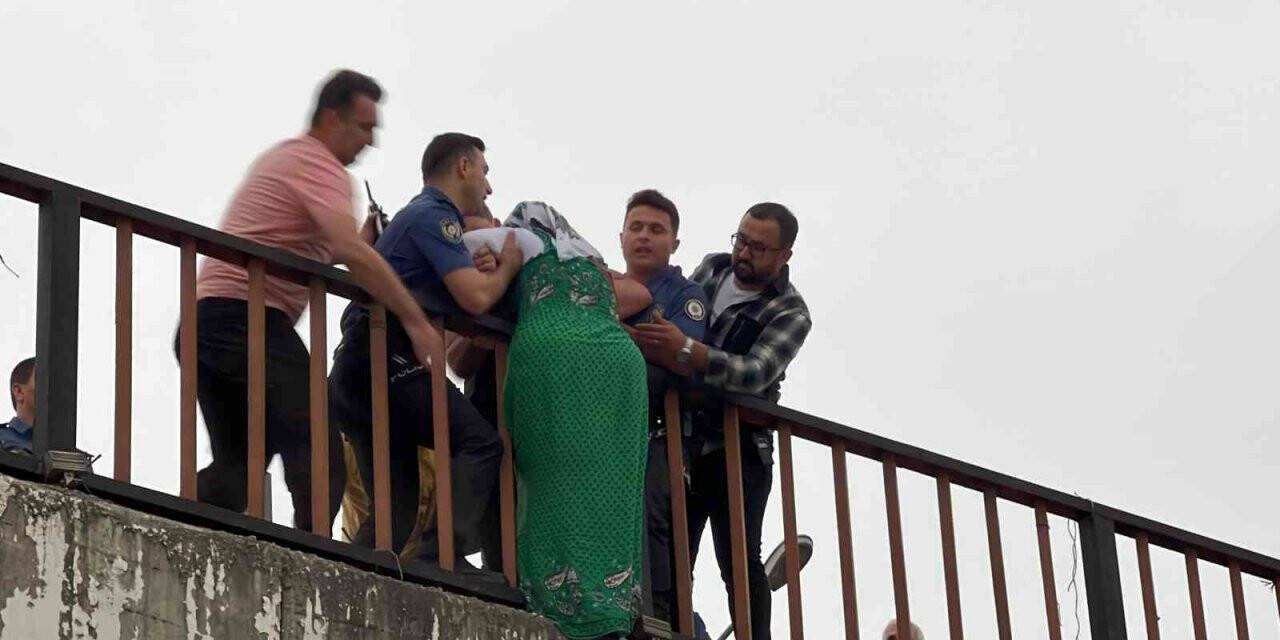 Sevgilisiyle tartışan kadın köprüye çıktı