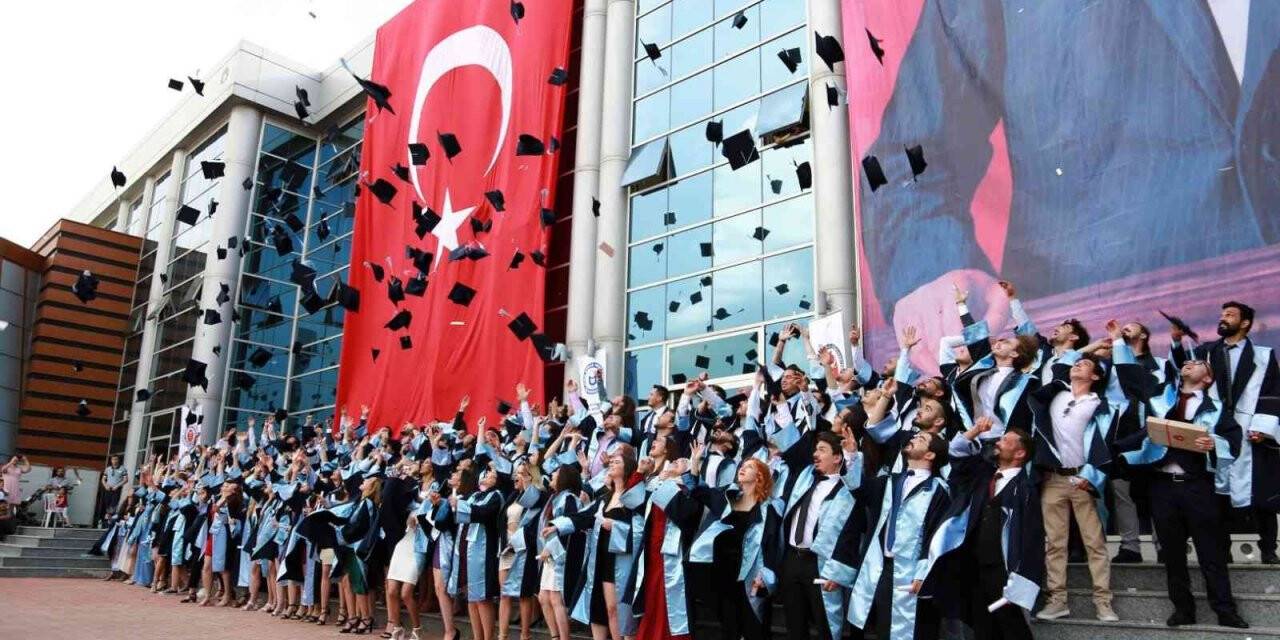 Geleceğin veterinerleri kep attı