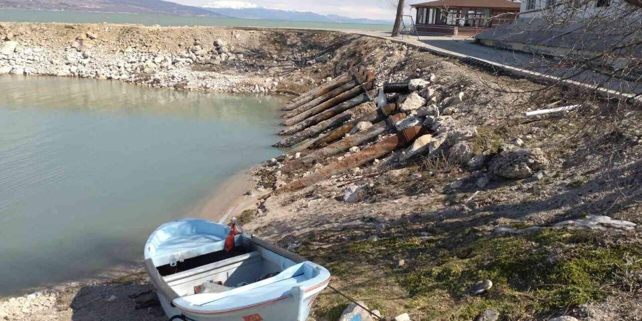 Eğirdir Gölü su kotu 915,54 metre olarak ölçüldü