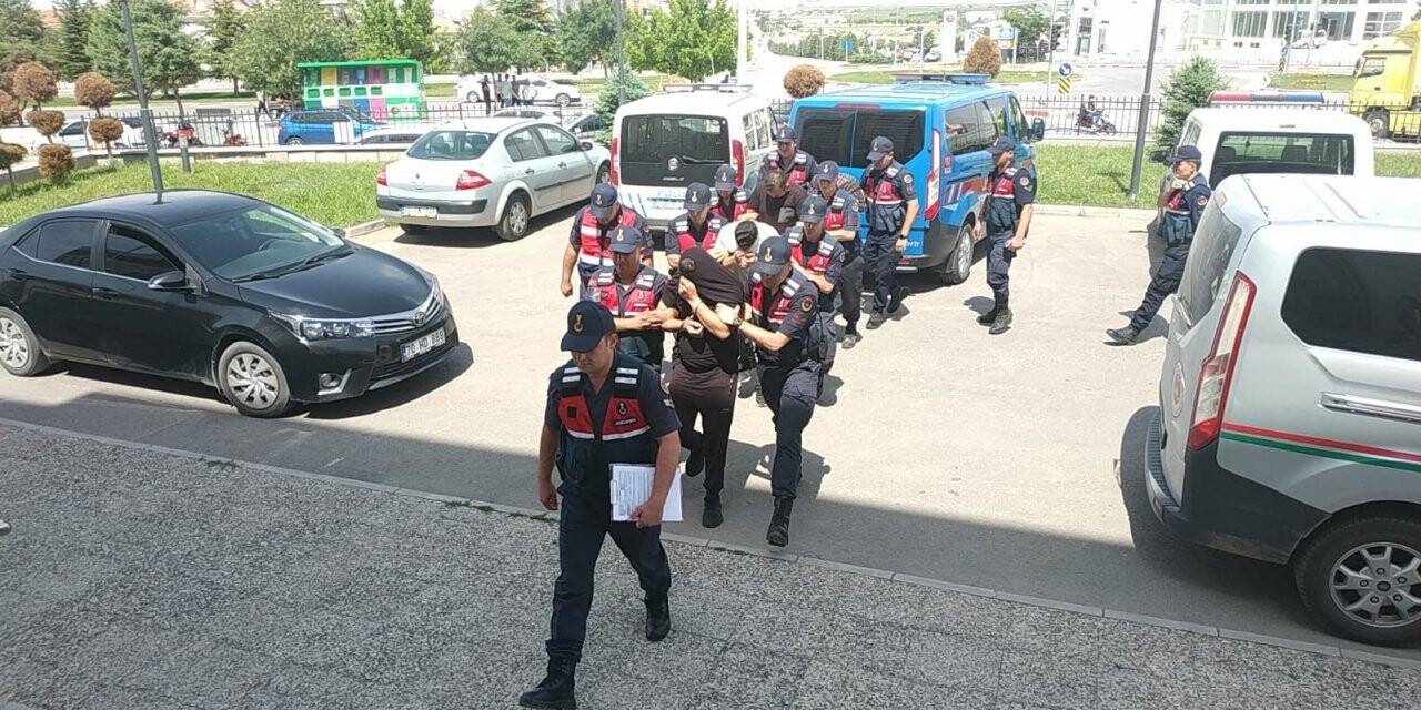 Karaman’da 400 bin liralık damlama borusu çalan 4 kişi tutuklandı