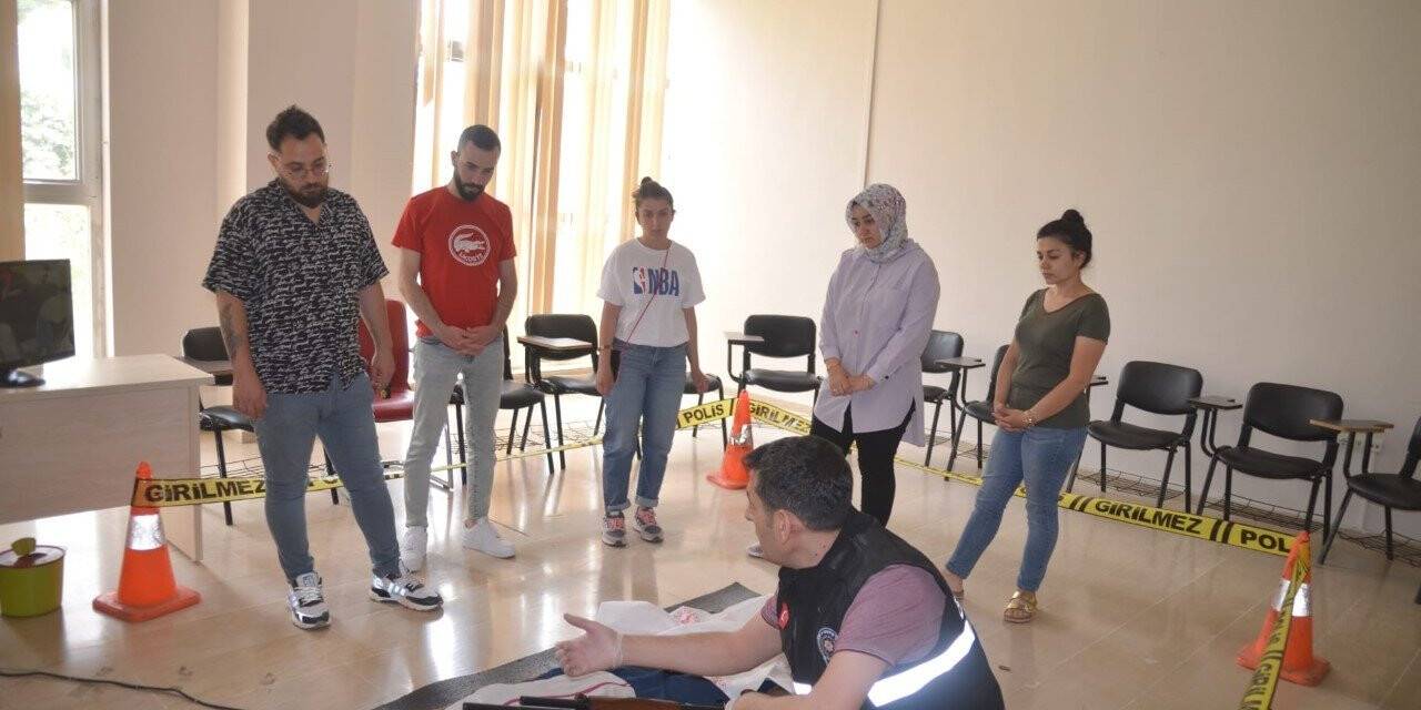 Acil sağlıkçılara adli vakalar eğitimi