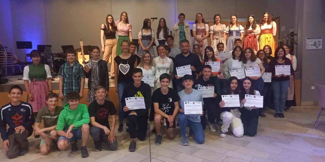 Eskişehirli öğrenciler Erasmus projesini başarıyla tamamladılar