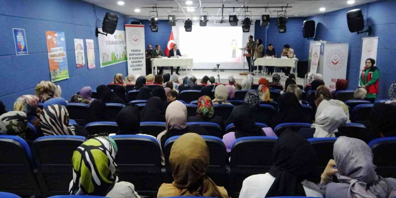 Müdür Aksoy: “Güçlü kadın, güçlü Türkiye demektir”